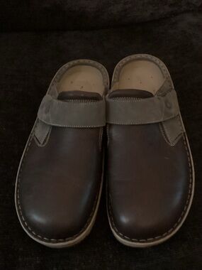 Zumfoot clogs size 42